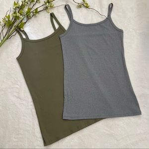 No Boundaries Set of Two Spaghetti Strap Tank Tops Size M (7-9)